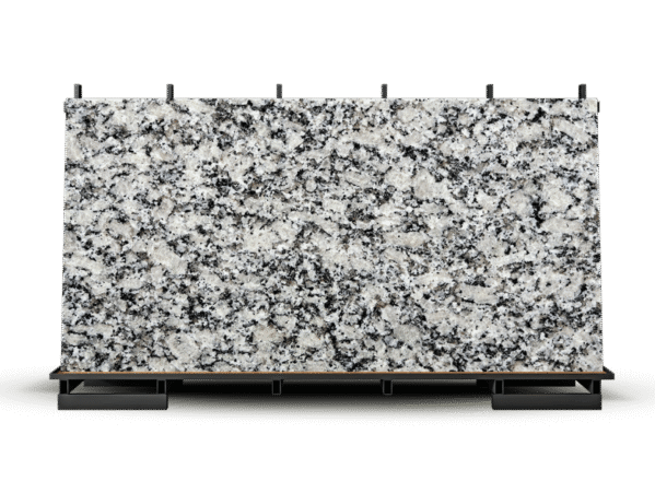 Granito en color blanco con negro, resistente y duradero, gris corumba disponible en Meinhaus Ecuador.