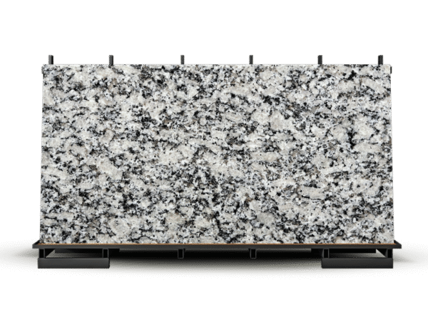 Granito en color blanco con negro, resistente y duradero, gris corumba disponible en Meinhaus Ecuador.
